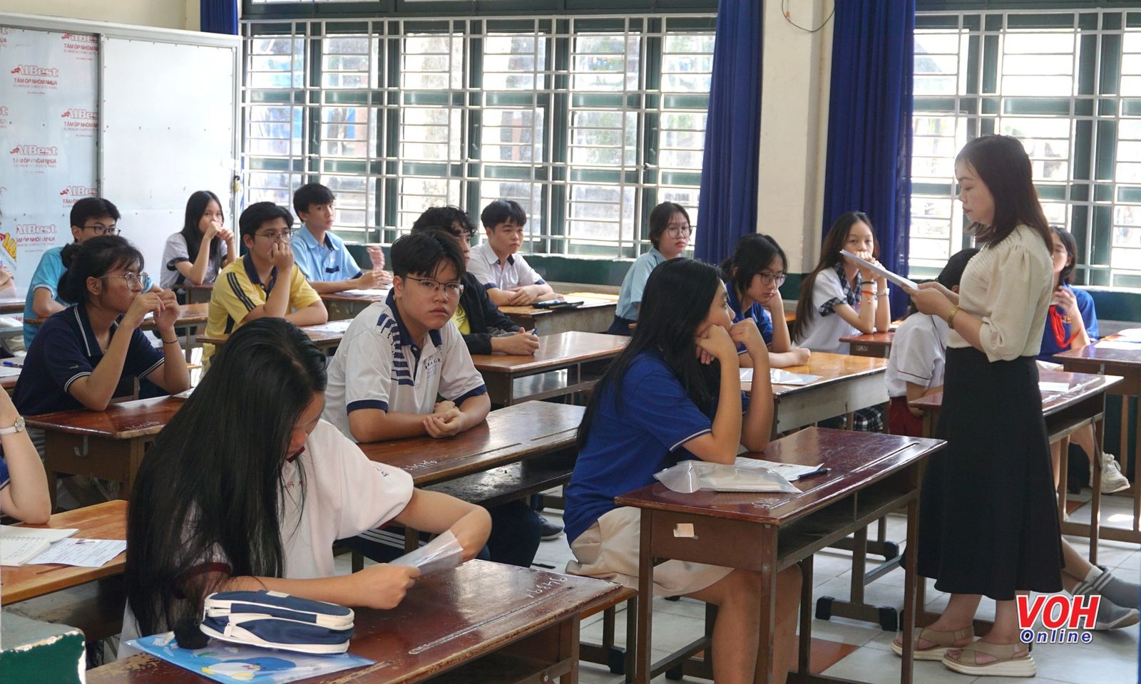 Hướng dẫn chi tiết giải đề thi Ngữ văn vào lớp 10 TPHCM năm 2025