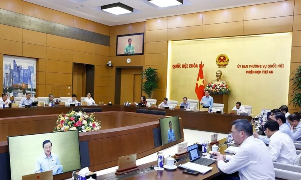 ubtv-quoc-hoi-cho-y-kien-ve-de-an-sap-xep-don-vi-hanh-chinh-cap-tinh-nam-2025-0506-1
