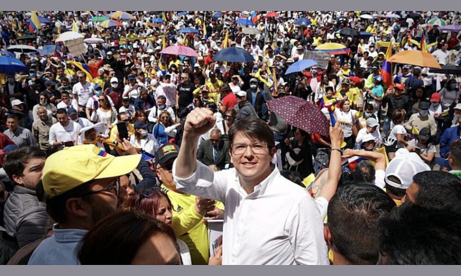 Ứng viên Tổng thống Colombia bị ám sát, đang nguy kịch
