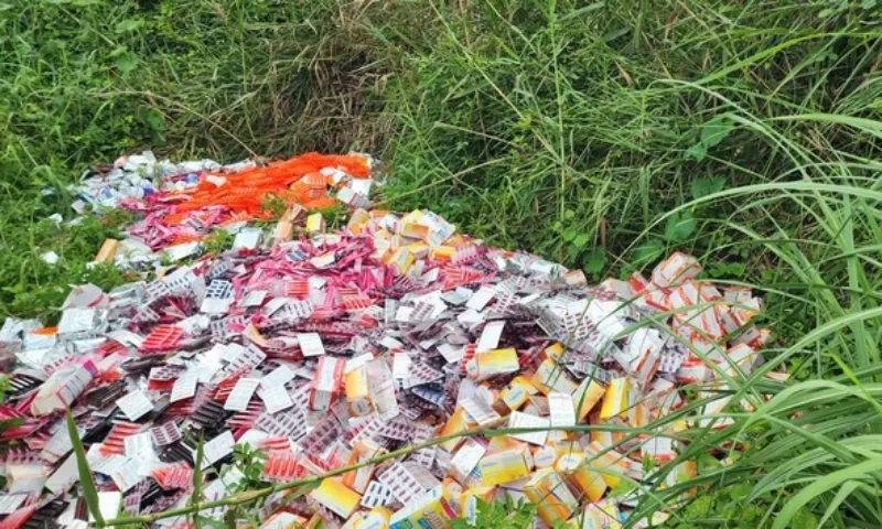  Truy ra người đổ trộm hàng ngàn hộp thuốc, TPCN ở Bình Chánh