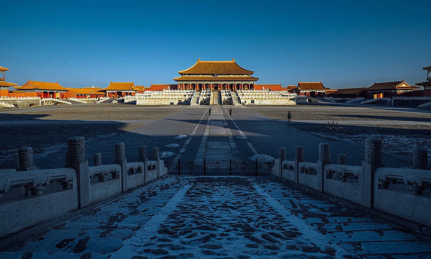 Bí ẩn Tử Cấm Thành: Vì sao khu vực trung tâm thiếu bóng cây?