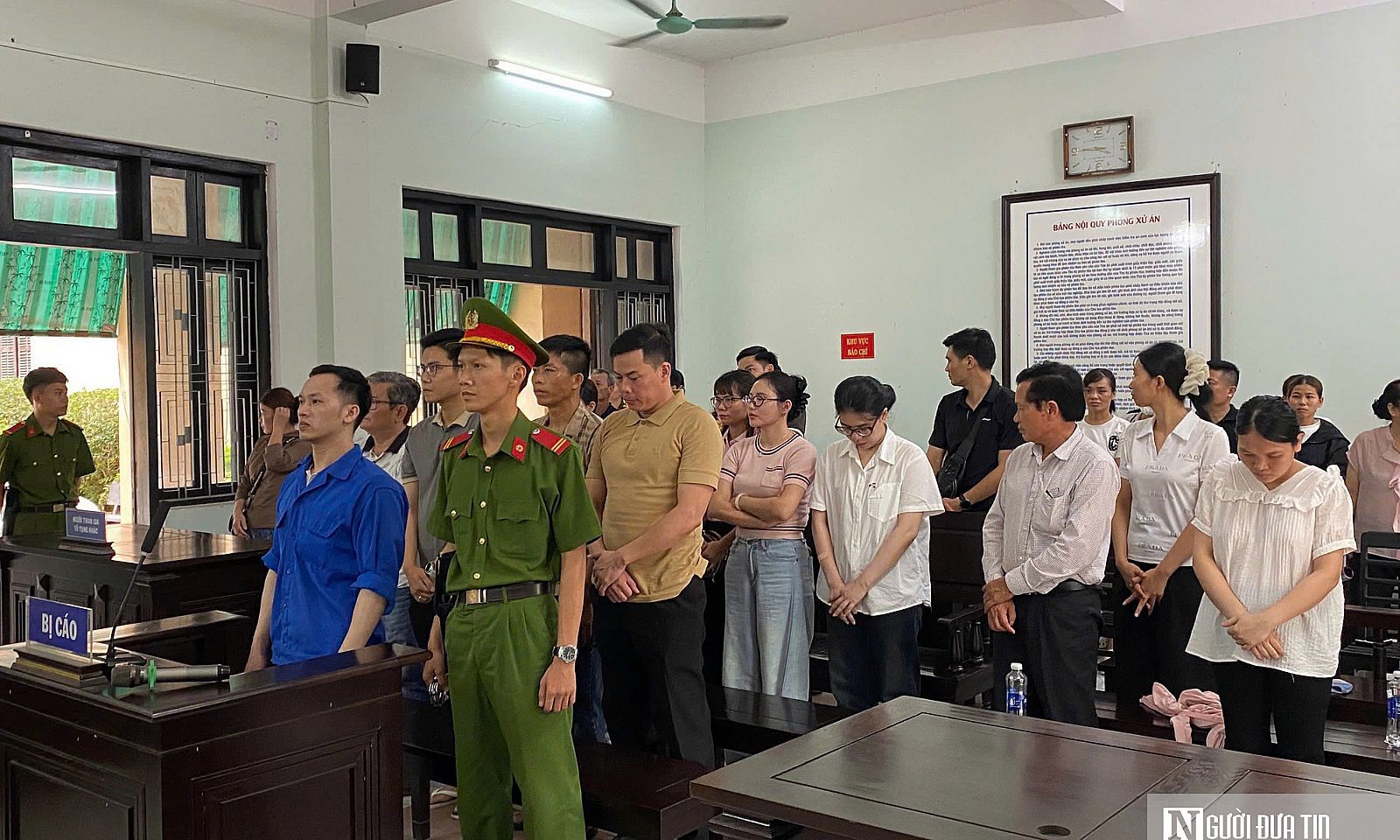Tổ chức xuất cảnh trái phép, 13 bị cáo lĩnh án