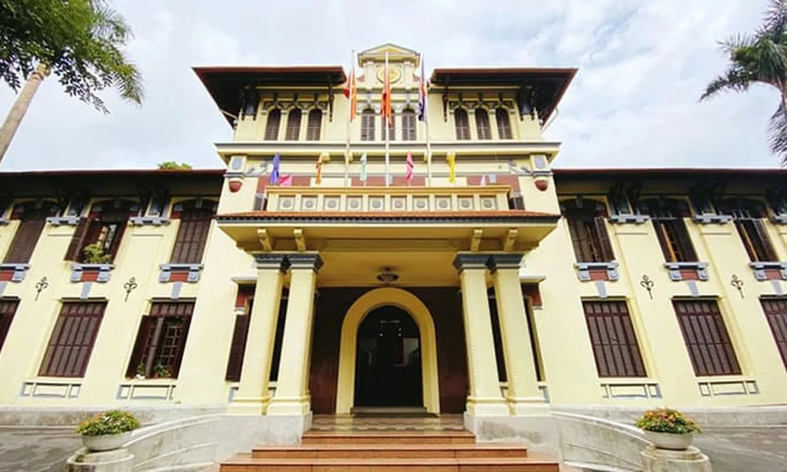 Danh sách các đơn vị sự nghiệp công lập trực thuộc Bộ Tư pháp