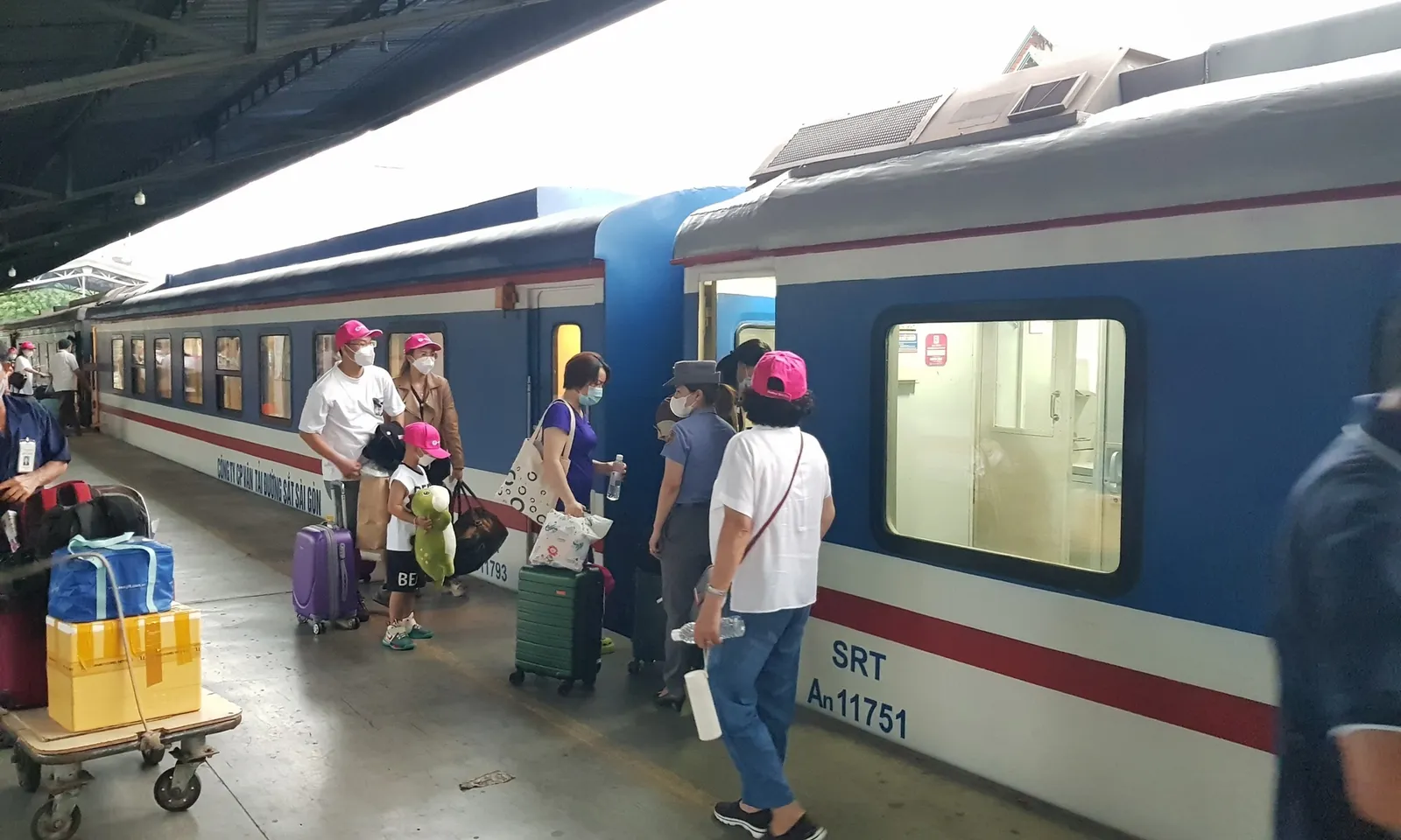 Ngành đường sắt tăng cường tàu tuyến TPHCM - Hà Nội phục vụ mùa du lịch hè 2025