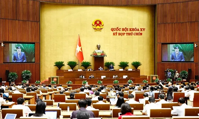 Sáng 11/6, Quốc hội họp bàn Tờ trình về sắp xếp đơn vị hành chính cấp tỉnh