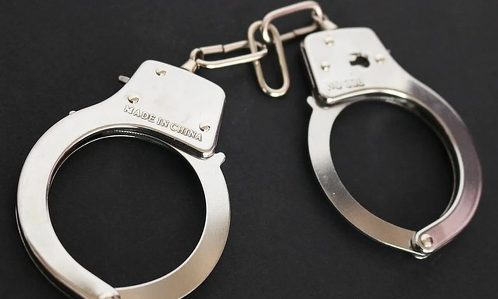 Iran chặt tay hai tên trộm