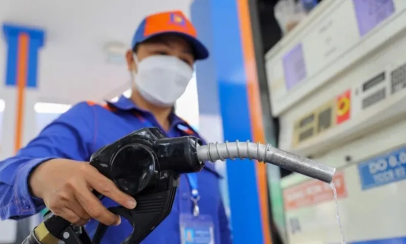 Giá xăng có thể tiếp tục tăng 