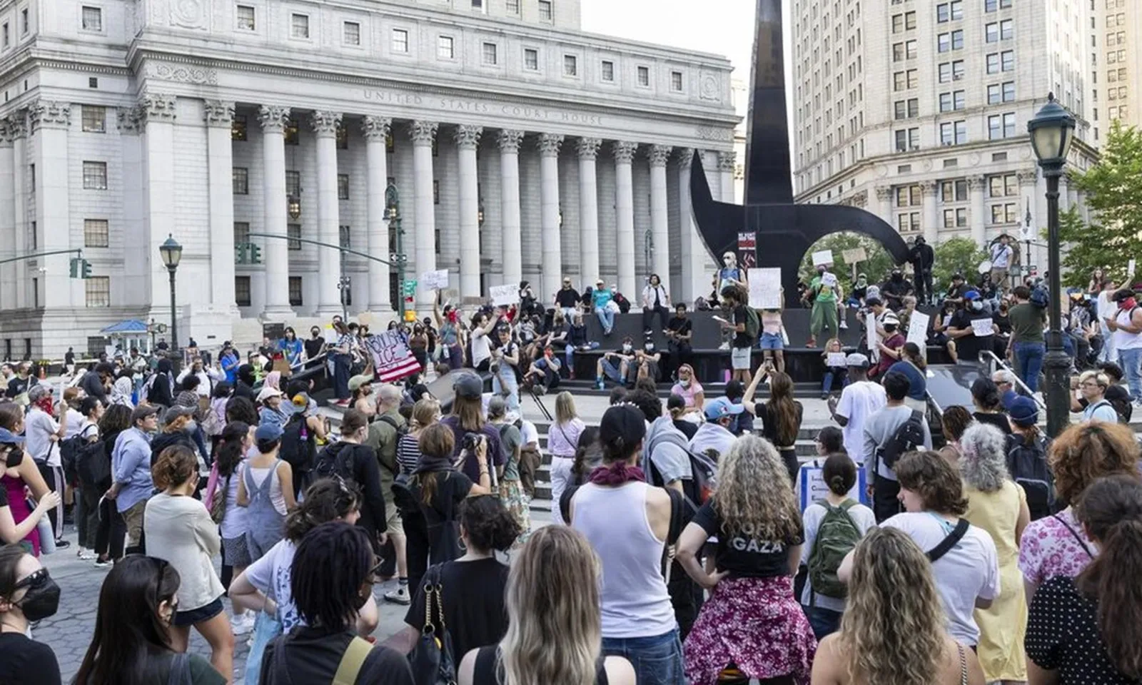 Mỹ: Thủy quân lục chiến sẽ hỗ trợ trấn áp biểu tình, được phép bắt giữ thường dân