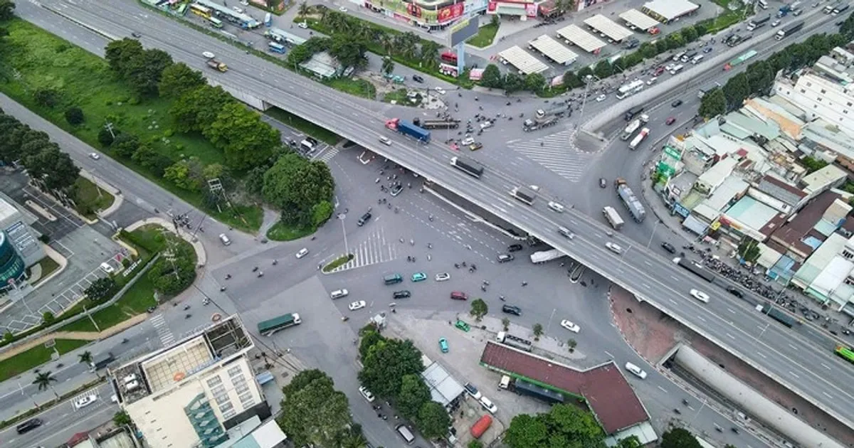 e90e6bdb5f25604c9cf8d41855a1fad3c5239bdd0cf29768b6ddb01fac6cb9f7fb8b1985bfeb2c9487dd5a072e59db-_nga-tu-vung-tau-2258.jpeg