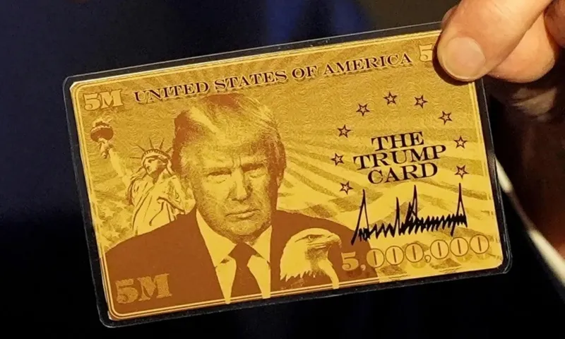 Thẻ vàng Trump Card - Ảnh Reuters