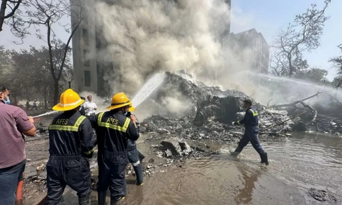 CEO Boeing cam kết hỗ trợ toàn diện, Mỹ cử điều tra viên đến Ấn Độ