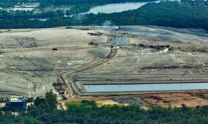 TPHCM xem xét hỗ trợ Long An xử lý rác cho ba huyện giáp ranh đến năm 2026