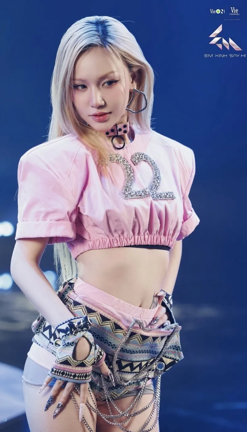 em-xinh-say-hi (3)