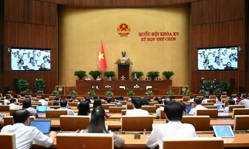 Quốc hội thảo luận sửa đổi 11 luật quân sự, quốc phòng