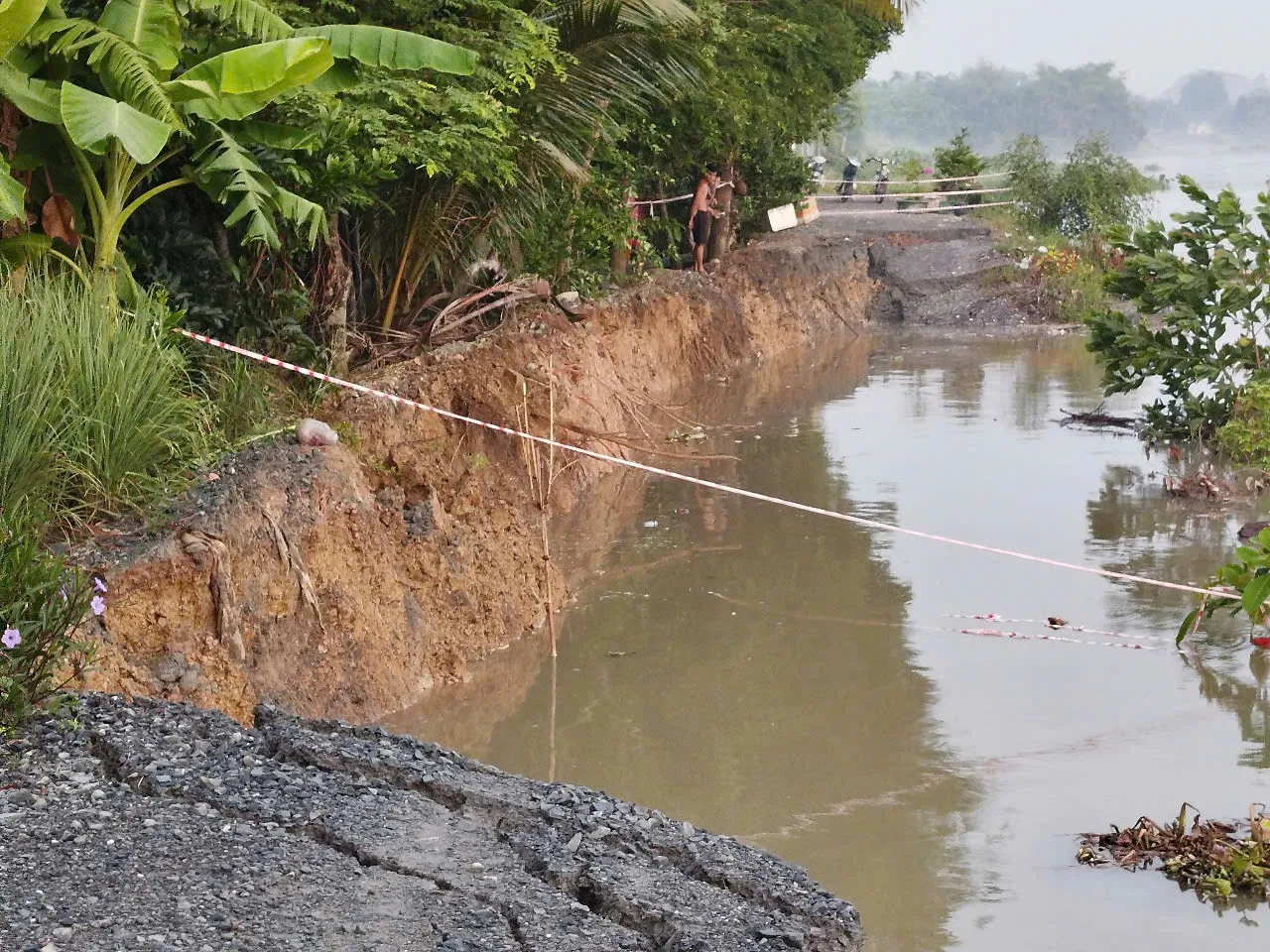 sat-lo-1-17498859531121366932292