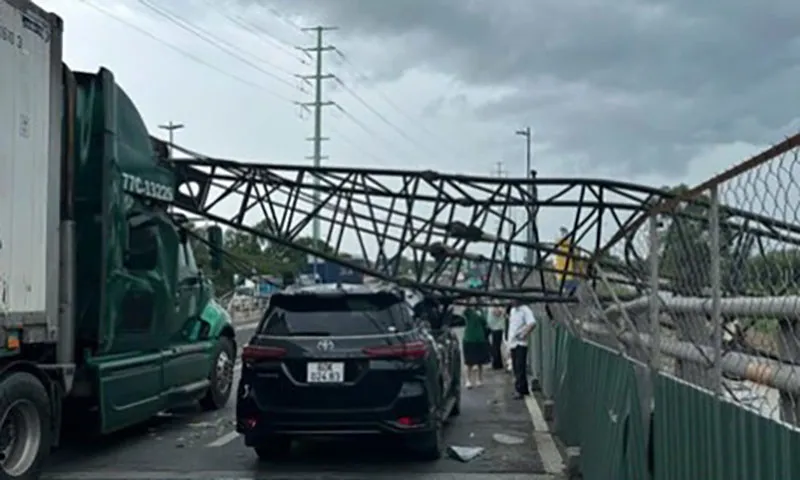 Điều tra sự cố sập cần cẩu công trình tại nút giao thông Mỹ Thủy