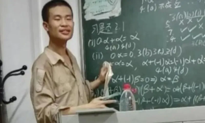 Thiên tài toán học gây “sốt” MXH Trung Quốc sau lần đầu xuất hiện trên Douyin