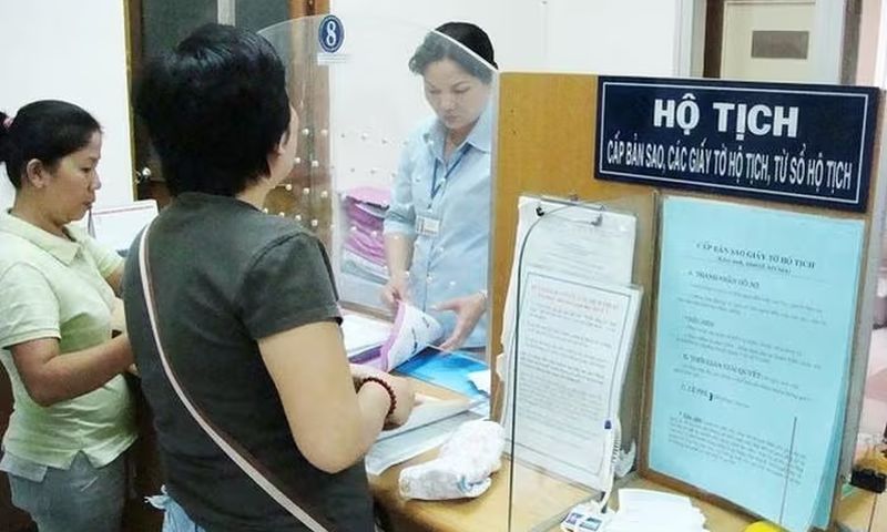 Từ 1/7, người dân được làm thủ tục khai sinh, kết hôn tại xã đang cư trú hoặc xã khác