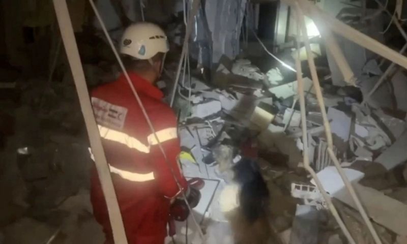 Israel yêu cầu dân Iran gần cơ sở vũ khí sơ tán khẩn cấp