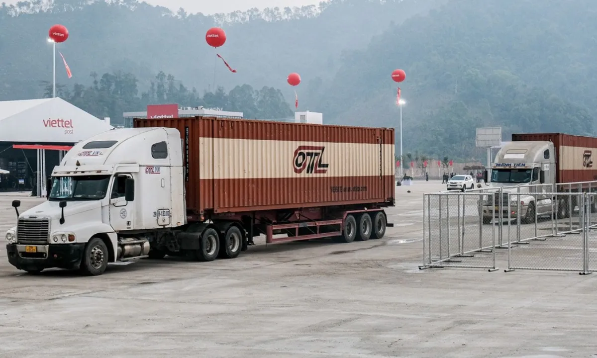 cong-vien-logistics-lang-son-giap-trung-quoc4-17338976895831912132045-160-32-1123-1871-crop-17500034124062034955140