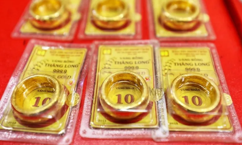 Giá vàng trong nước ổn định quanh mốc 120 triệu đồng/lượng