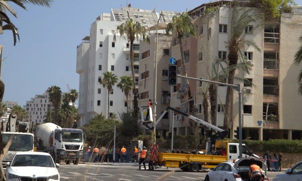 Đại sứ quán Việt Nam tại Israel khuyến cáo công dân hạn chế di chuyển