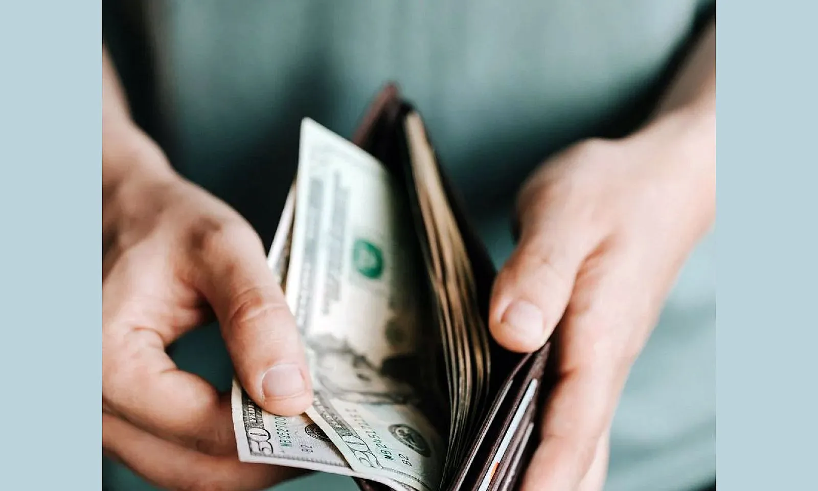 4 sai lầm tài chính khiến nhiều người mãi chật vật