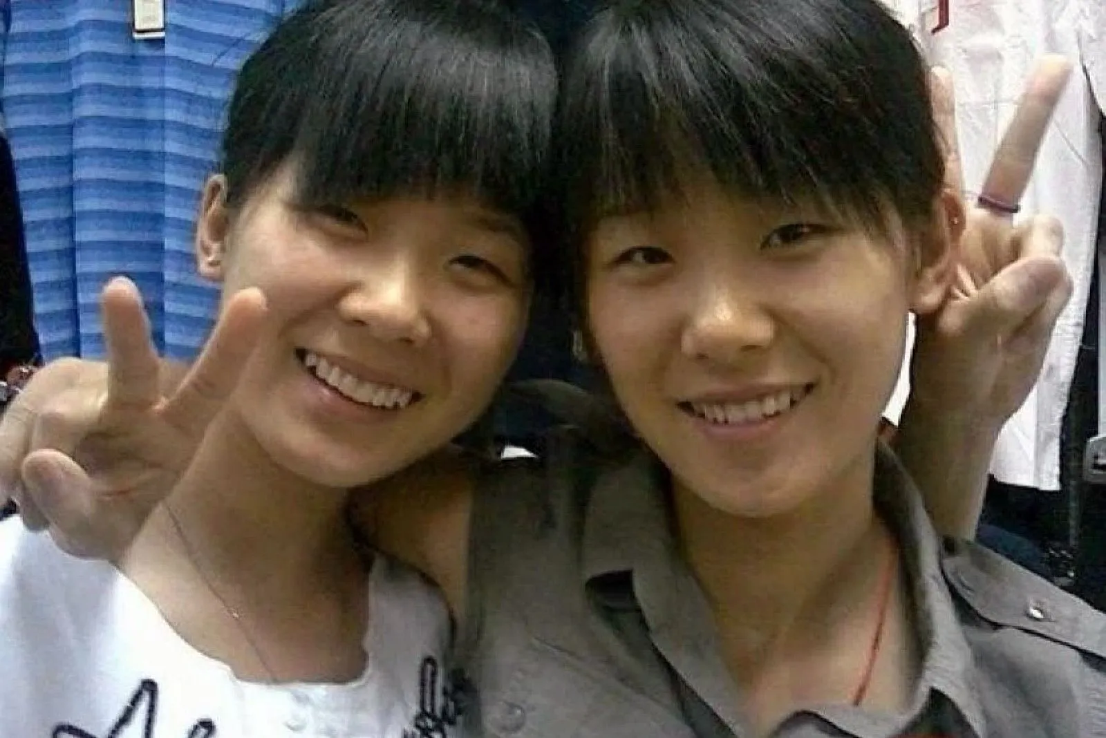 sinh doi 1_voh