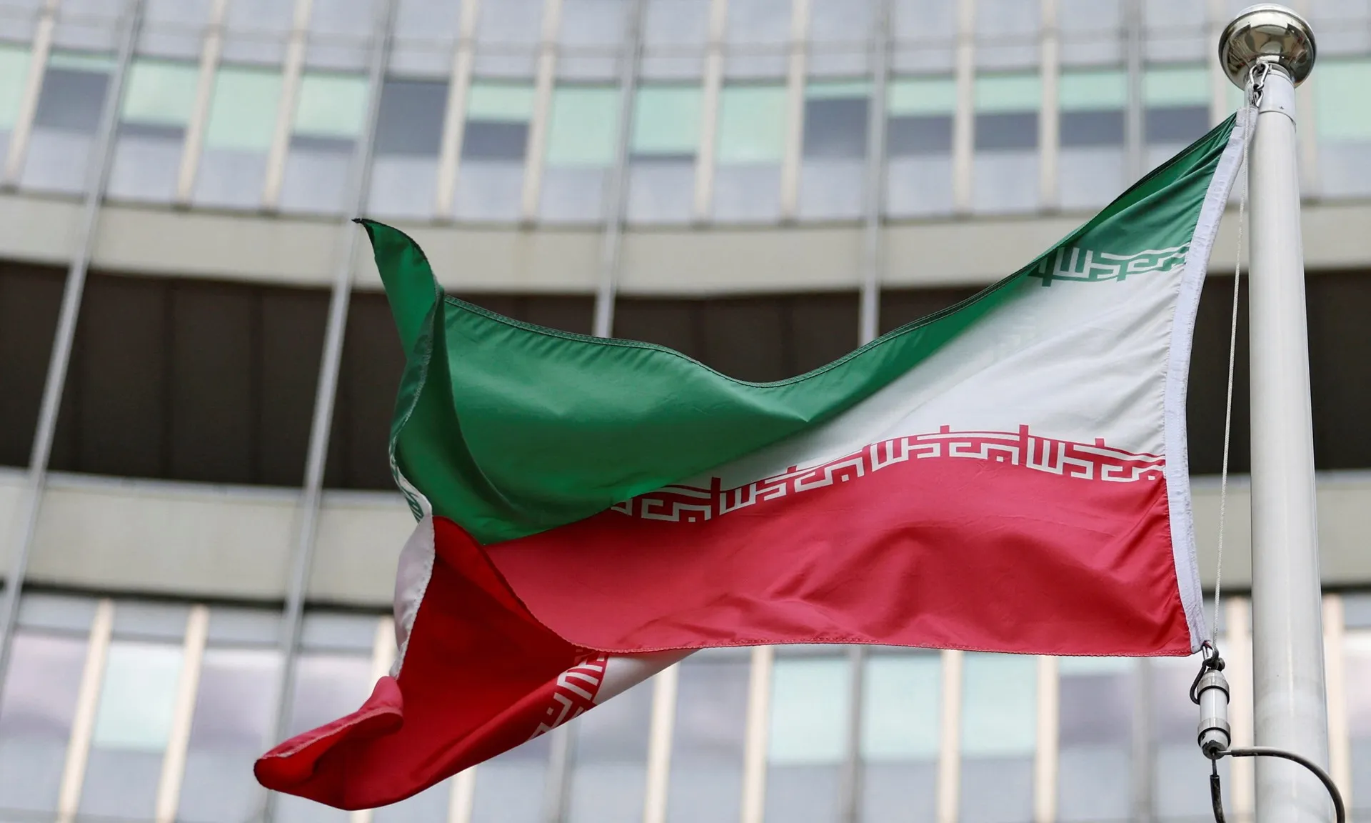 vu-khi-hat-nhan-160625