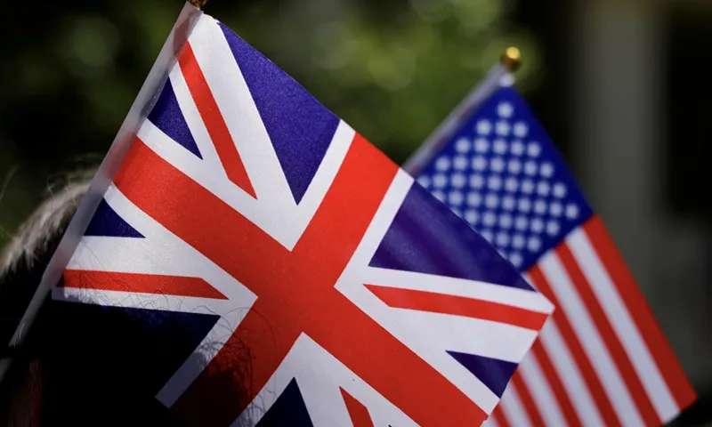 Mỹ và Anh ký thỏa thuận giảm thuế quan