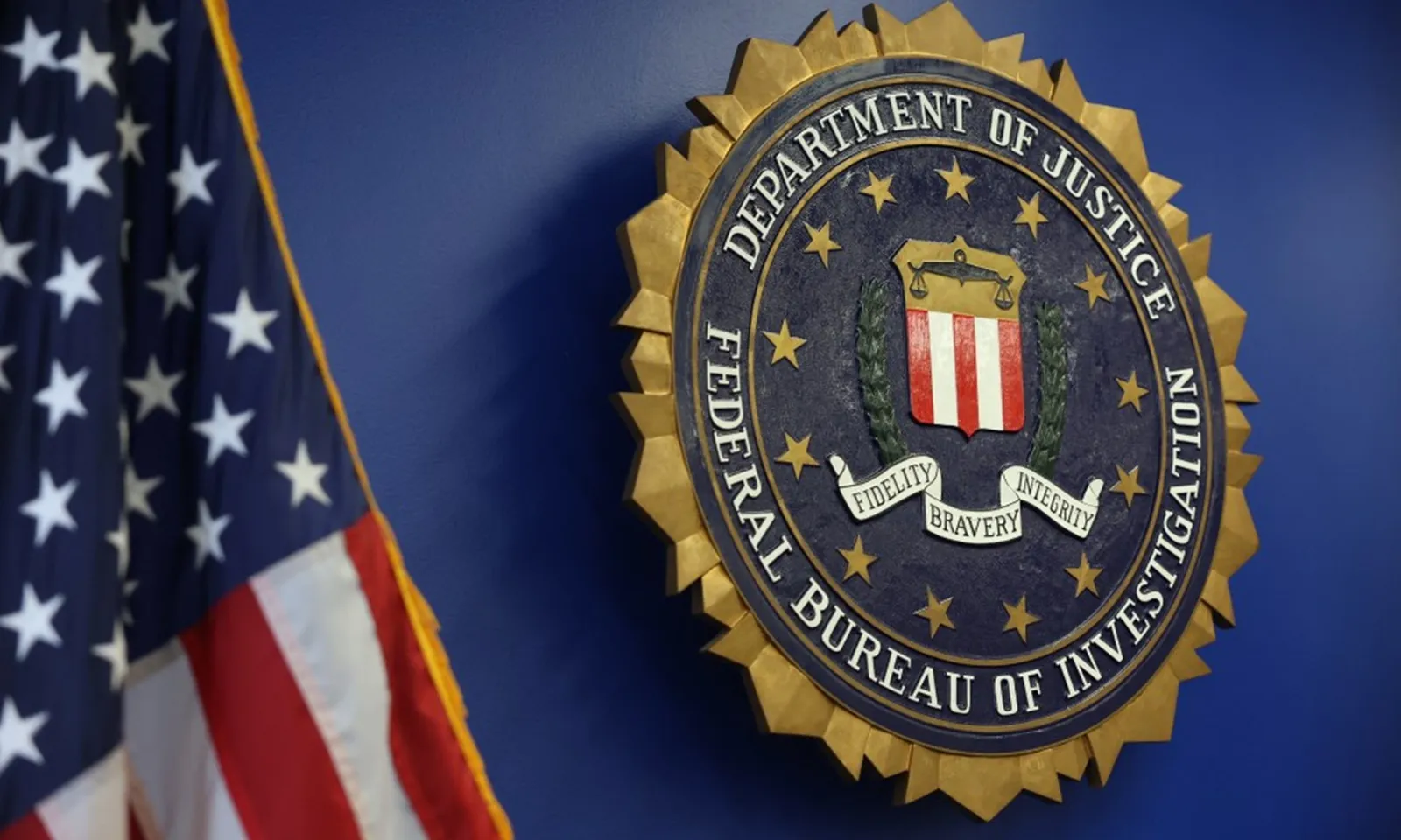 FBI đưa ra cảnh báo khẩn cấp tới 150 triệu người dùng iPhone