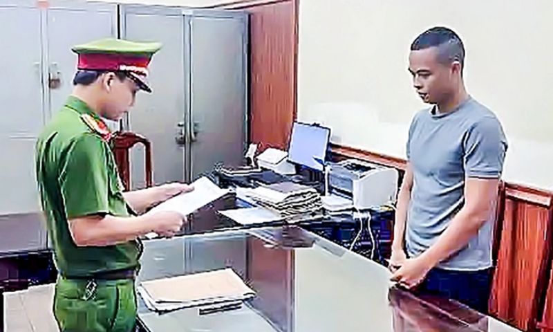 Phanh phui kho hàng giả của chủ kênh TikTok Hải Sen