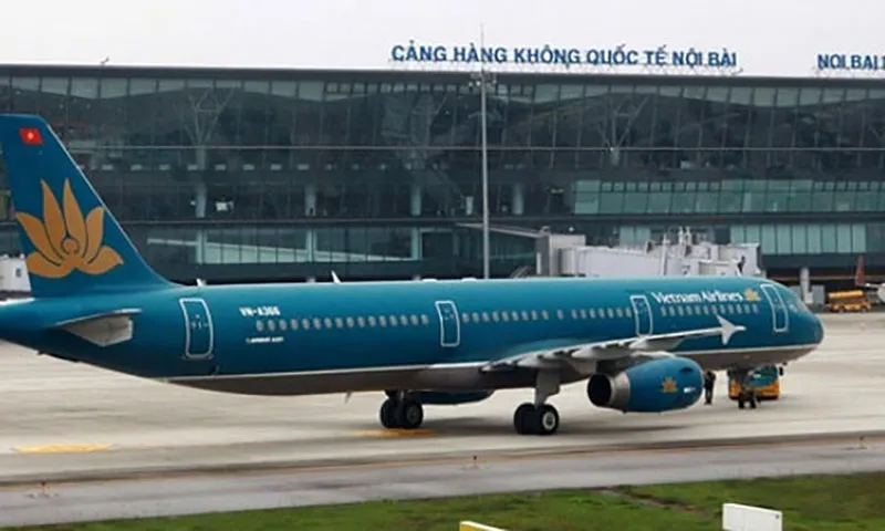 Máy bay hạ cánh khẩn tại Huế để trợ giúp y tế cho nữ hành khách