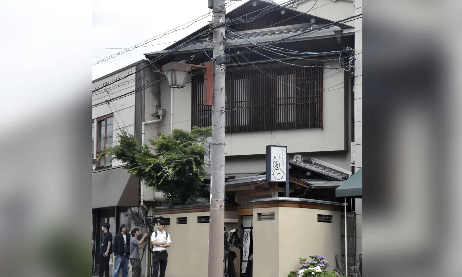 Chủ nhà hàng đạt sao Michelin bị bắt vì nhiều khách ngộ độc thực phẩm