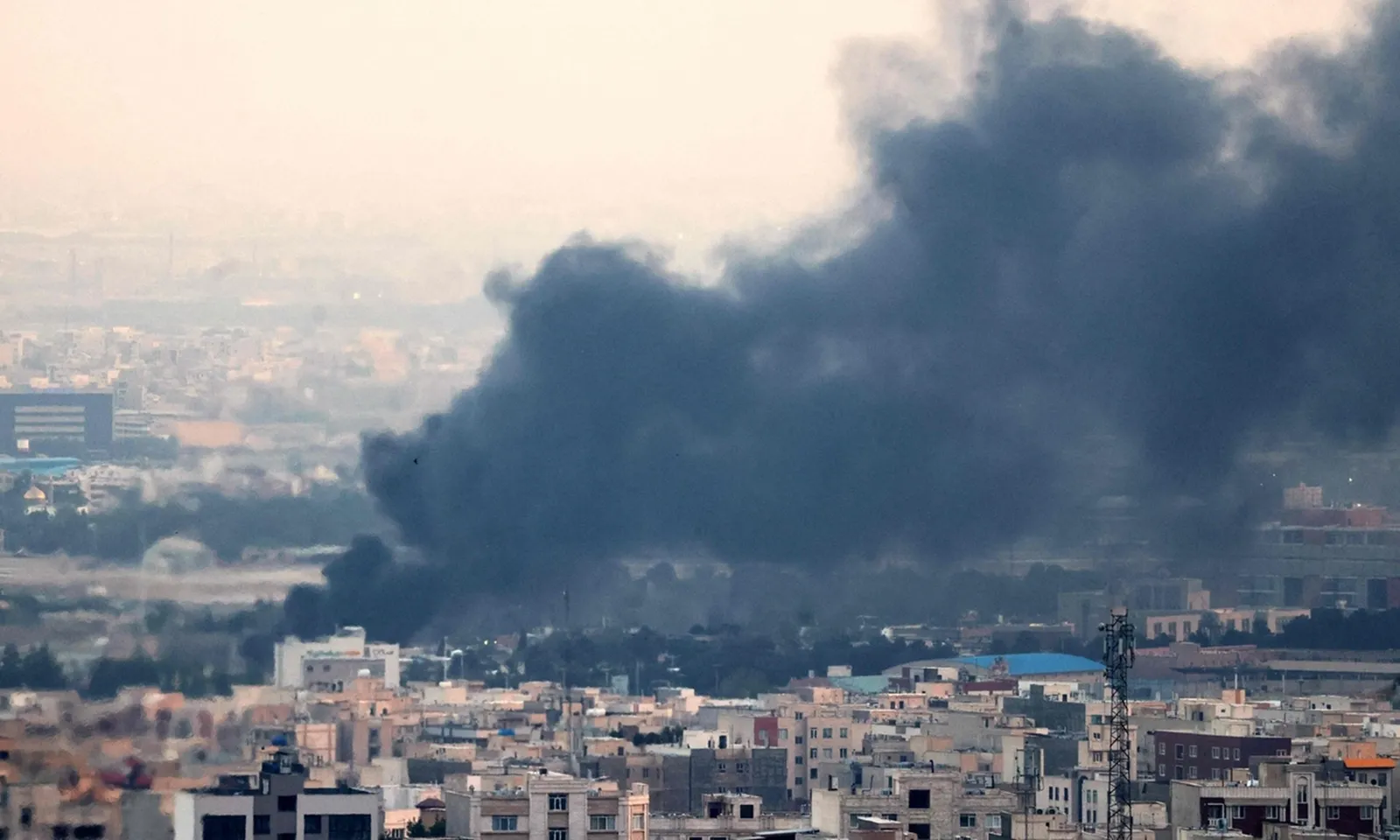 Hàn Quốc kêu gọi công dân rời khỏi Iran ngay lập tức