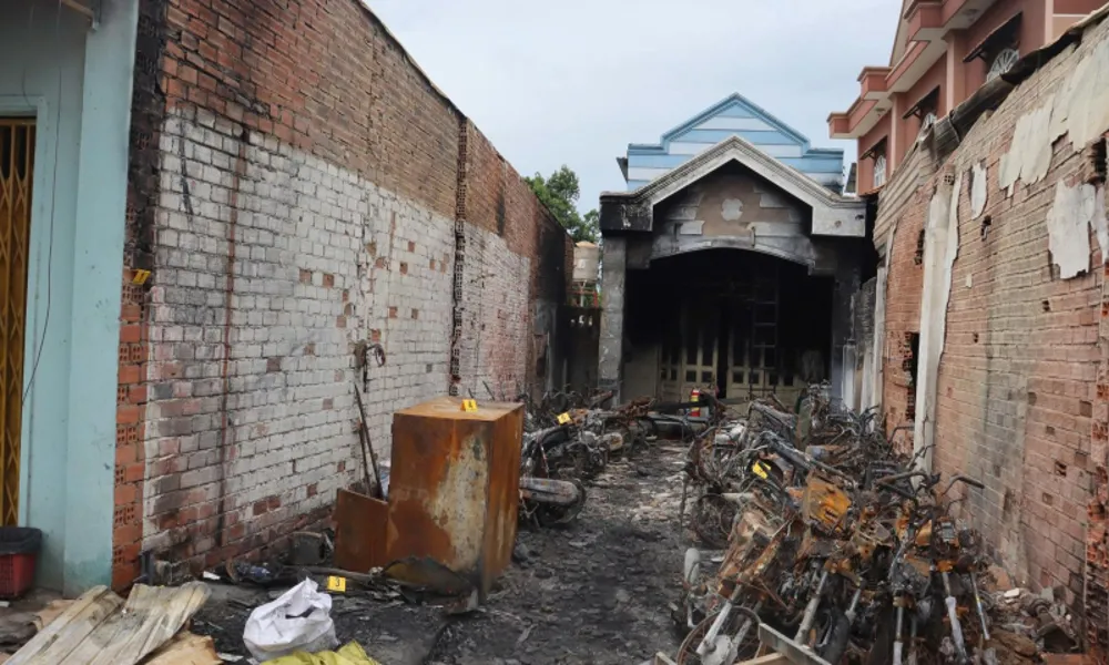 Truy tìm chủ nhân tài sản cháy rụi trong vụ hỏa hoạn tiệm cầm đồ