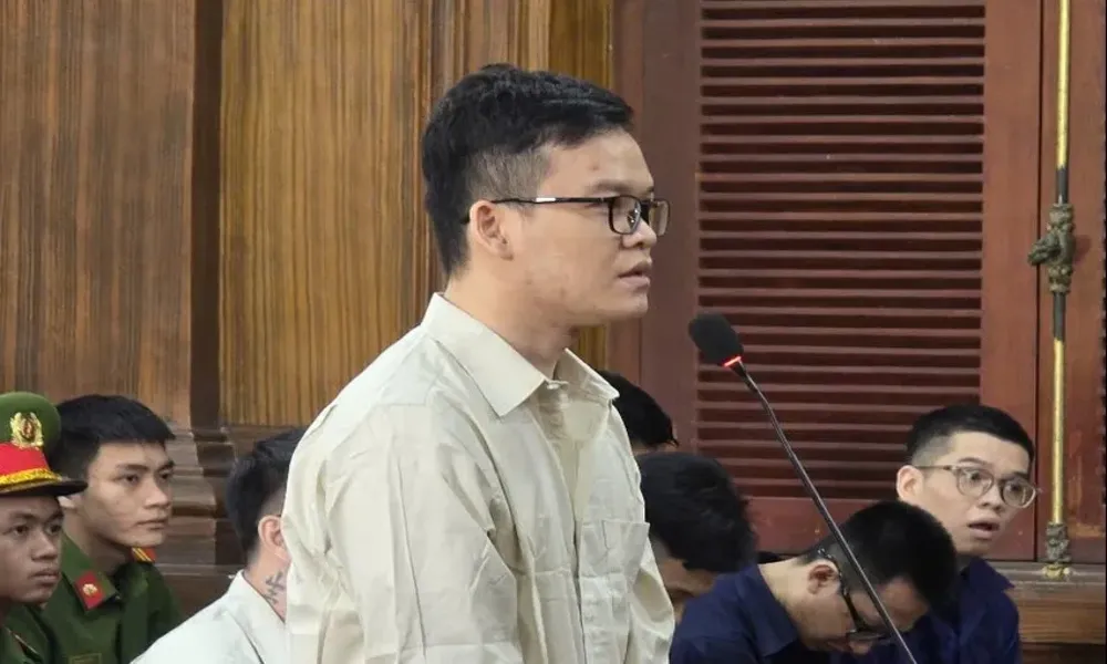 14 nhân viên tài chính bị kết án vì ép khách trả nợ bằng ảnh ghép phản cảm