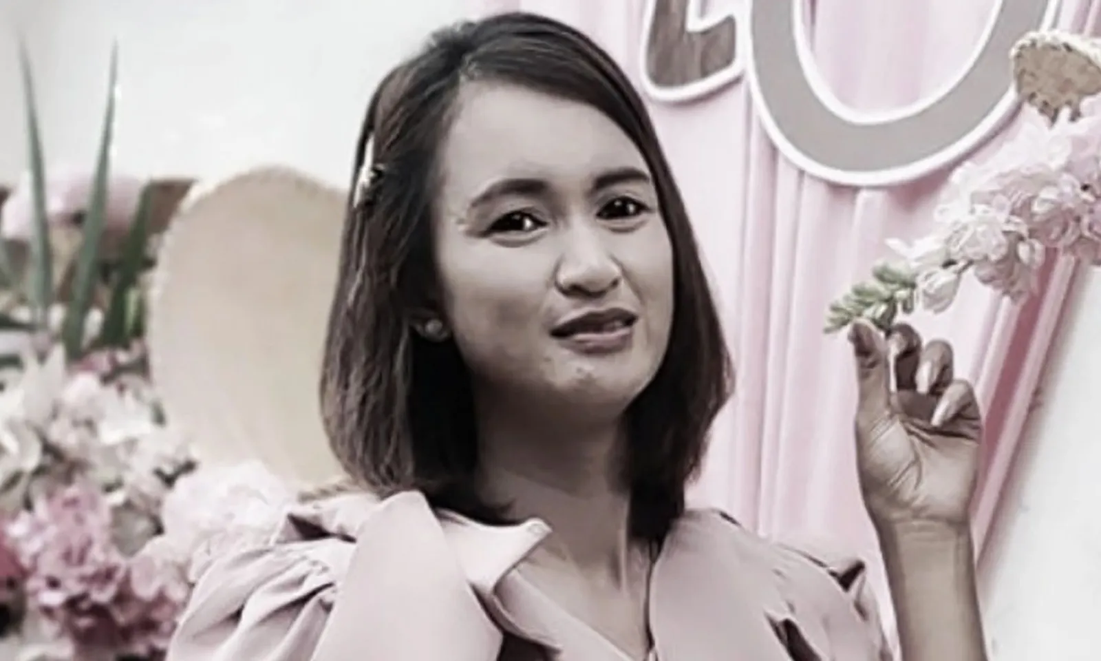 Giáo viên tiếng Anh tự tử vì áp lực vừa dạy học, vừa phải quản lý tài chính của trường