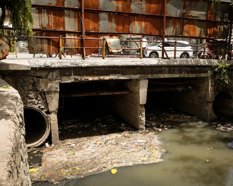 Makati Sewer Community - 1