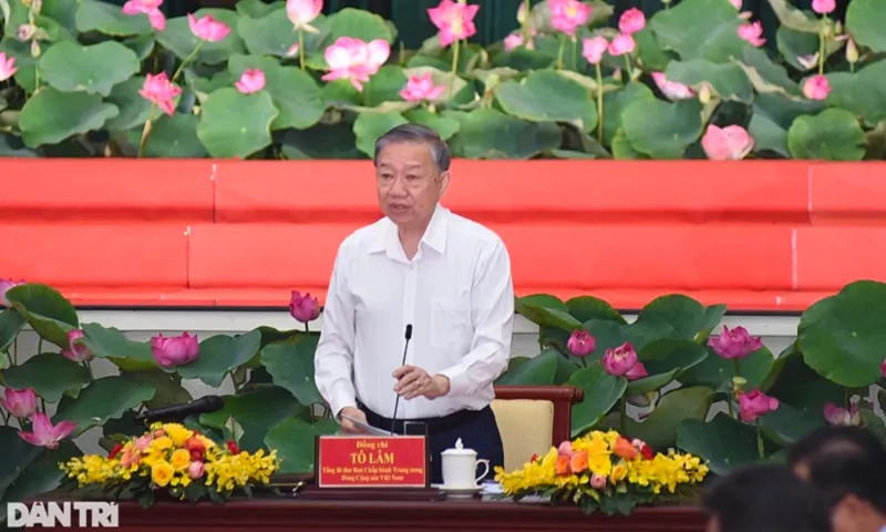 Tổng Bí thư làm việc với TPHCM: Nhiều đề xuất mạnh mẽ cho TPHCM mới