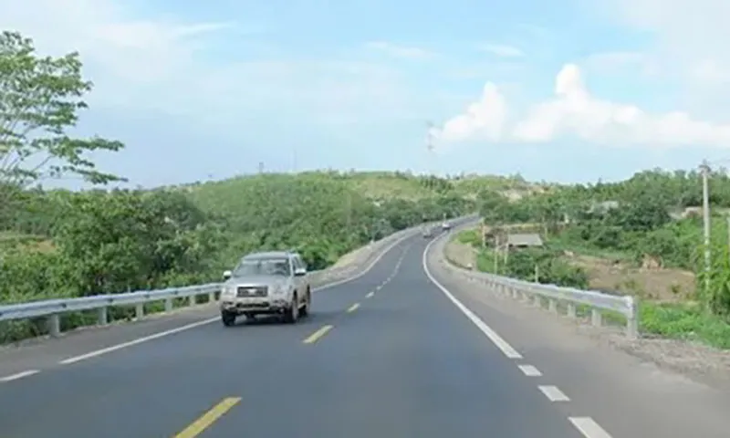 Đề xuất sớm đầu tư đường Hồ Chí Minh đoạn Cổ Tiết - Hoà Lạc