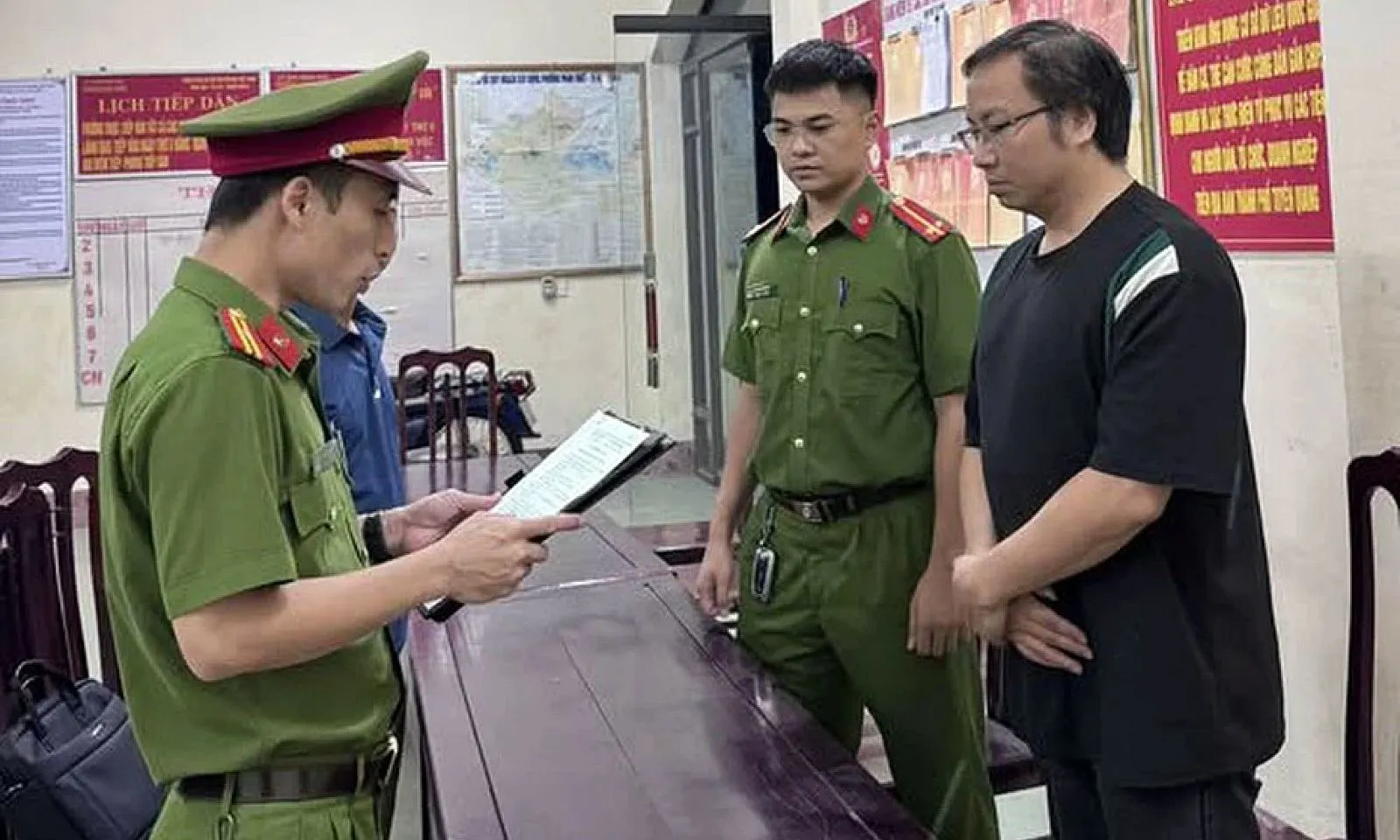 Khởi tố đối tượng lừa đảo hơn 2 tỷ đồng bằng chiêu đặt cọc mua đất dự án