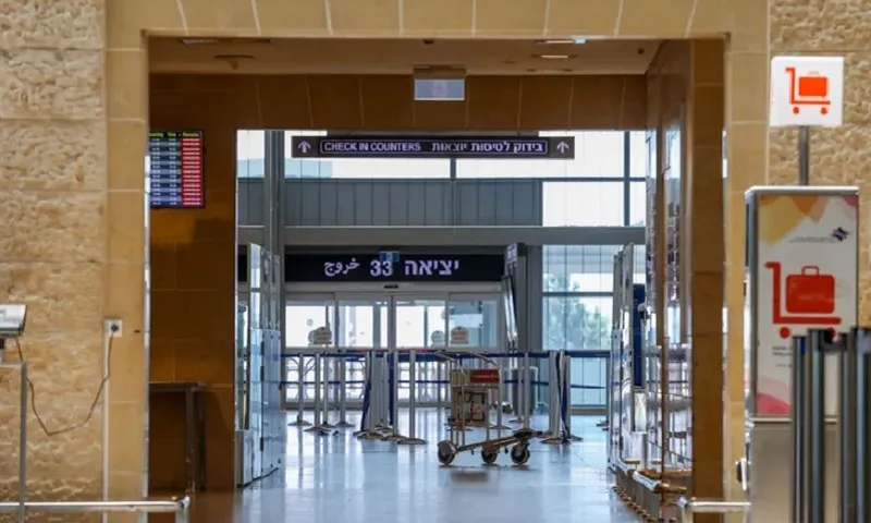 Israel ban lệnh cấm công dân xuất cảnh, đóng cửa sân bay quốc tế Ben Gurion
