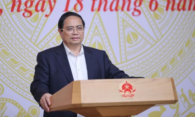 Thu tuong vs thi tot nghiep 2025