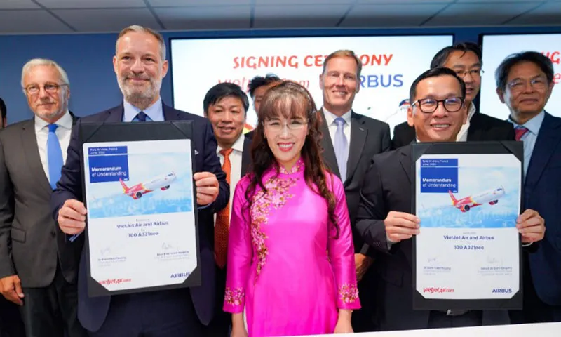 Vietjet đặt hàng mua 100 máy bay Airbus