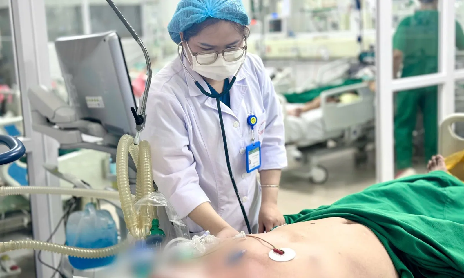 Uống nửa lít rượu mỗi ngày, người đàn ông nguy kịch vì viêm tụy cấp