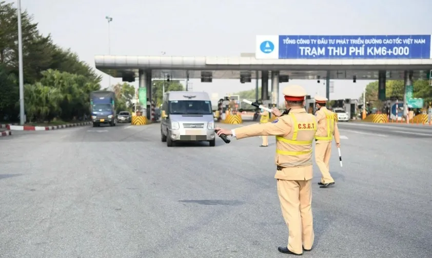 Gần 30.000 phương tiện vi phạm giao thông trên cao tốc bị xử lý trong 6 tháng đầu năm