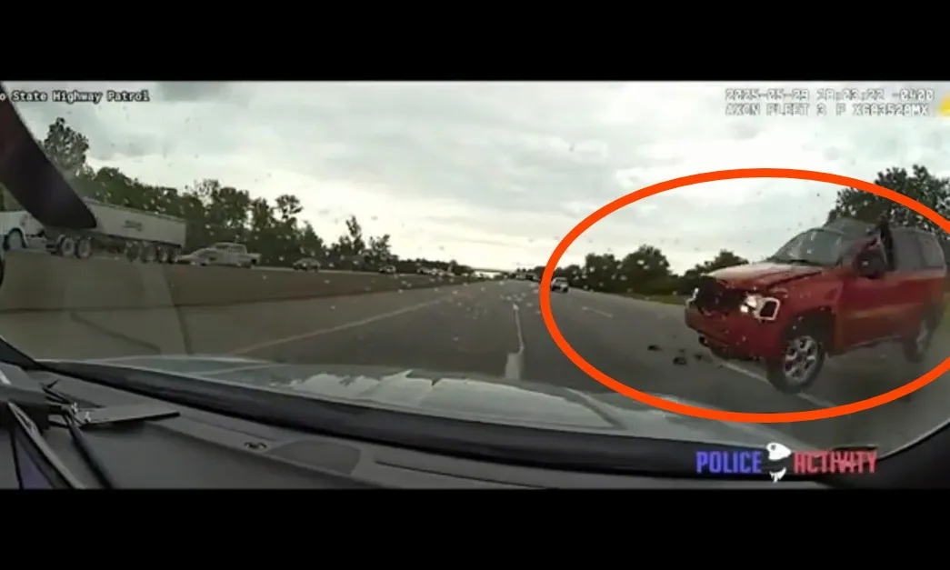 Video clip: Nữ tài xế say xỉn, bị lật xe khi chạy trốn cảnh sát trên cao tốc ở Mỹ