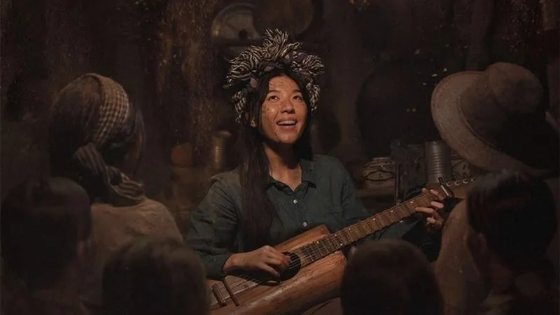 profile-lamoon-diem-hang-nu-nghe-si-gen-z-da-zi-nang (5)