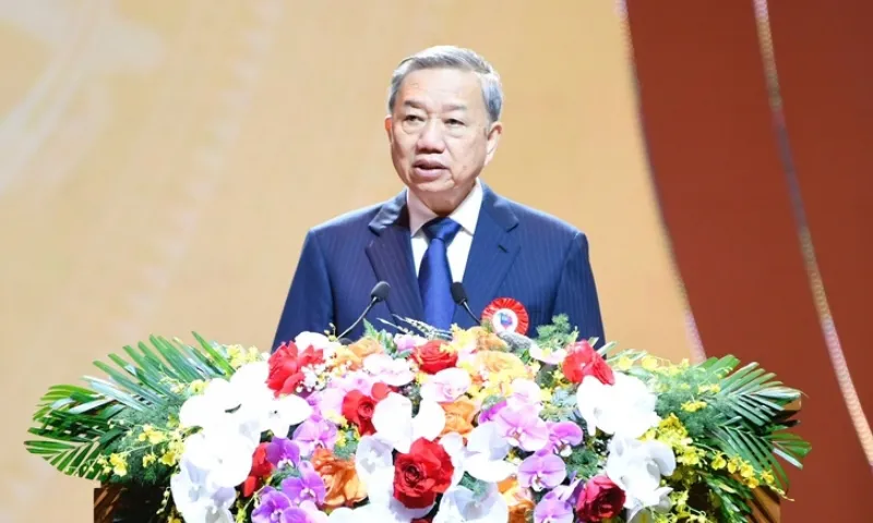 Báo chí phải là lực lượng kiến tạo niềm tin, khơi dậy khát vọng phát triển